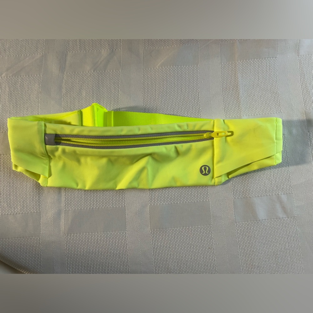 Lululemonn running belt